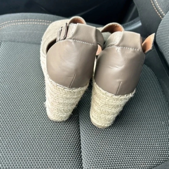 Wedges - Picture 3 of 5